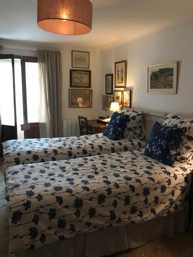 Fontevraud Maison De Ville Bnb Экстерьер фото
